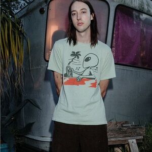 Junk Food Clothing Alien Graphic Tee - Light Green